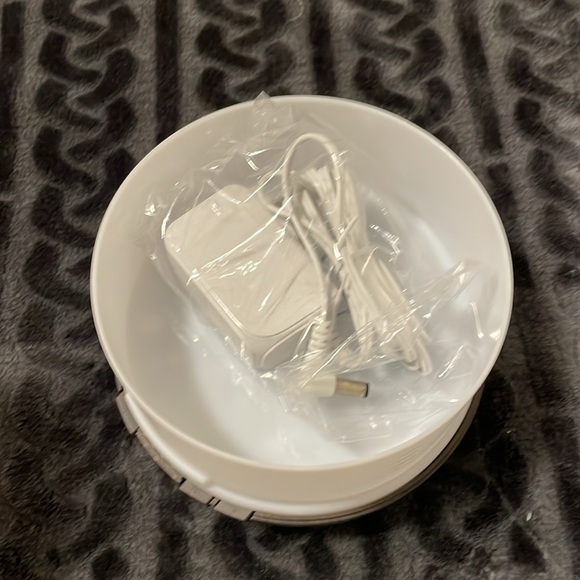 Wood grain Ultrasonic essential oil diffuser - Picture 4 of 8